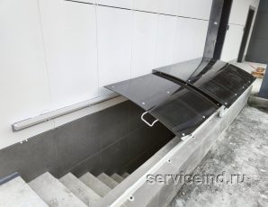 Сдвижной навес на приямок -вход в подвал