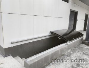 Сдвижной навес на приямок -вход в подвал